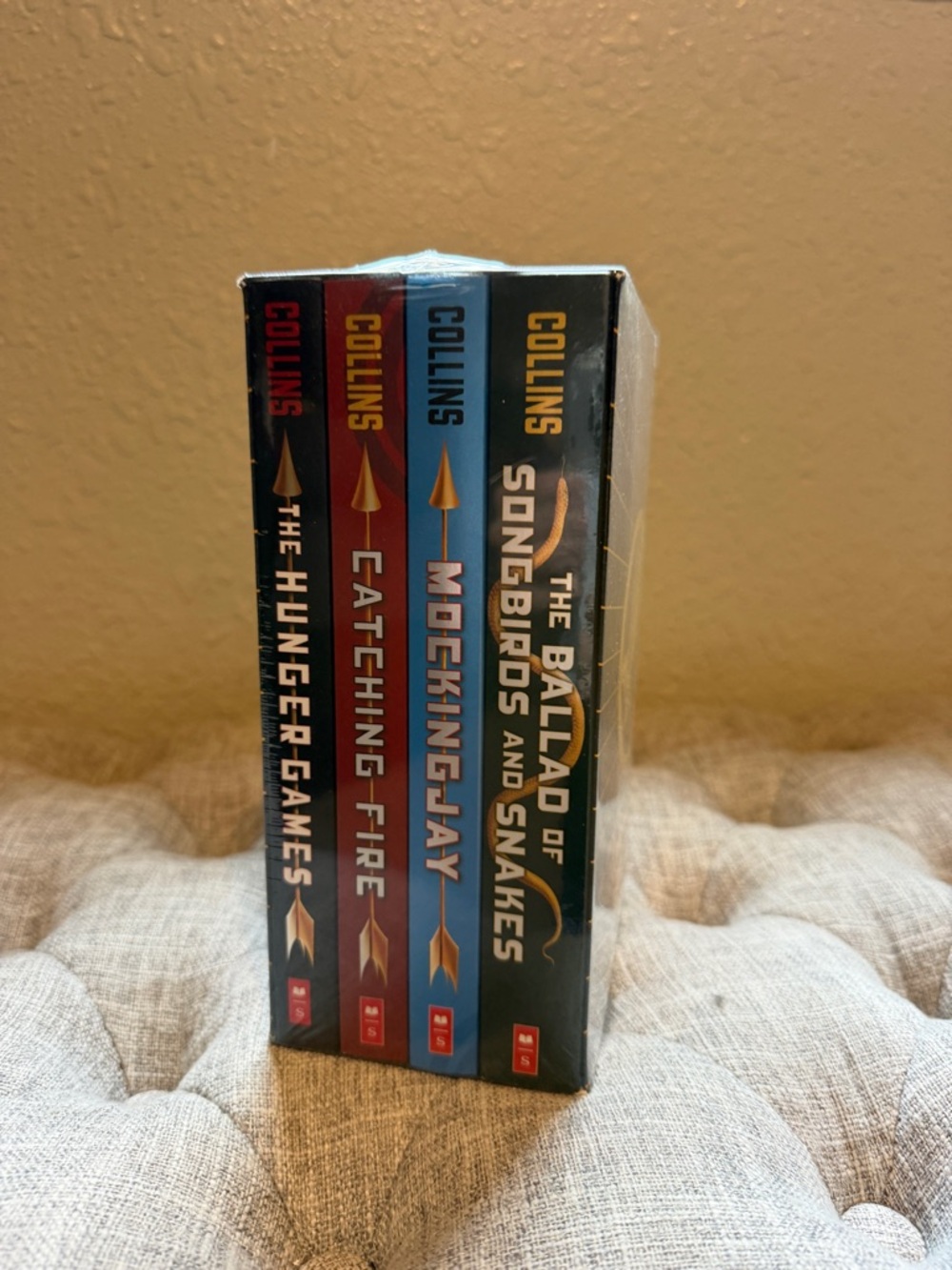 The Hunger Games Box Set - Blue, Red, Black Editions